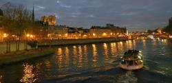 Wine Tasting sur la péniche Paris-Iéna, Paris 7e